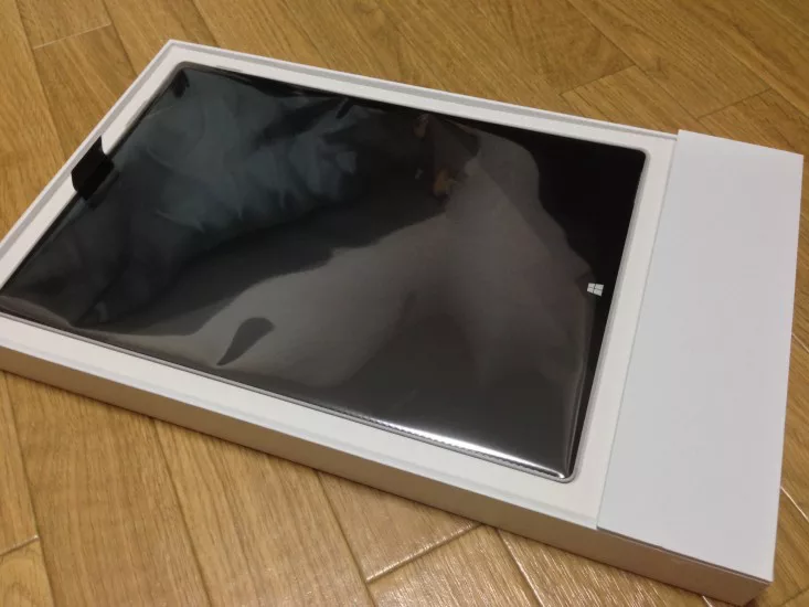 ノートPCの代わりになるタブレット『Surface Pro 3』購入。開封＆外観