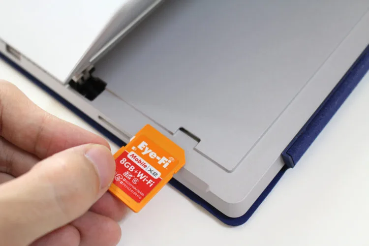 Surfaceにも最適なusb3 0対応sdカードリーダー サンワダイレクト 400 Adr303bkaz レビュー Time To Live Forever